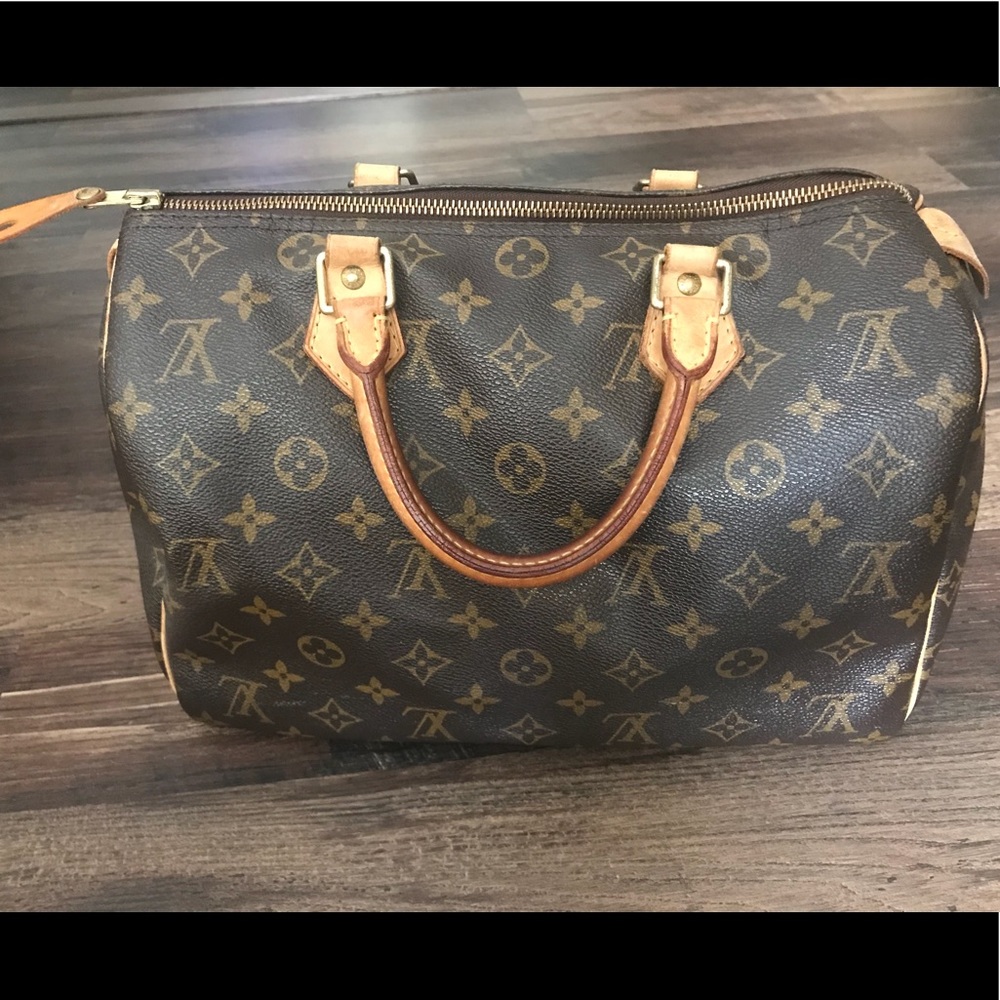 Louis Vuitton Speedy 30